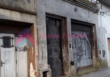 VENTA LOTE CON CONSTRUCCION A DEMOLER  APTO EDIFICIO